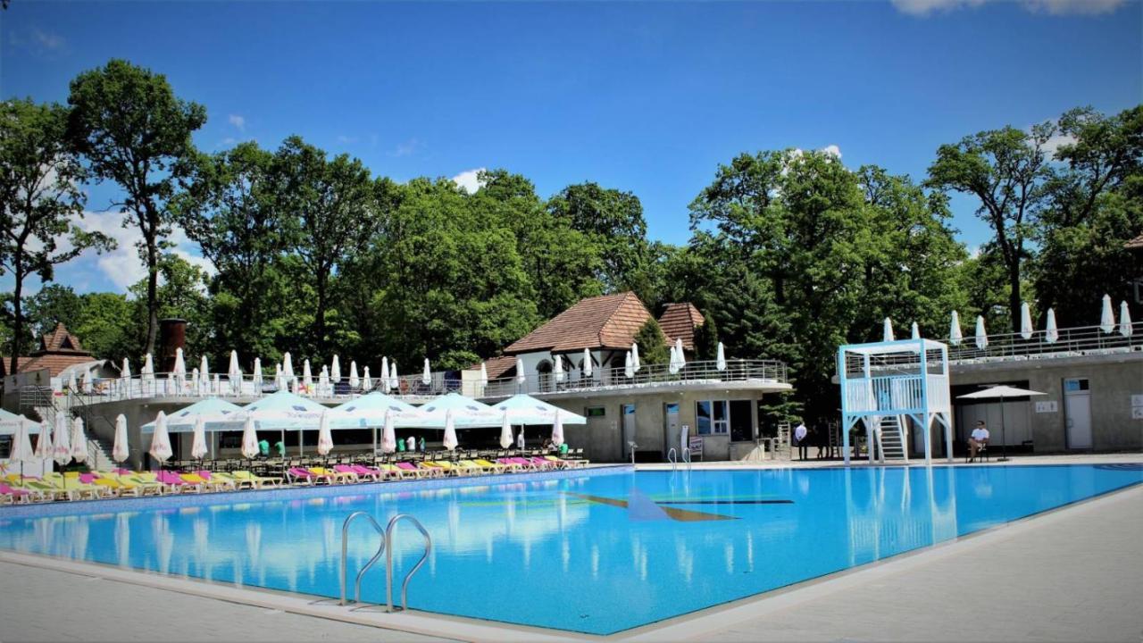 Drevny Grad Park-Hotel Lviv Buitenkant foto