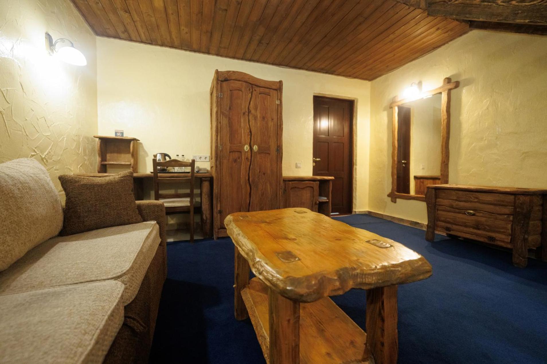 Drevny Grad Park-Hotel Lviv Buitenkant foto