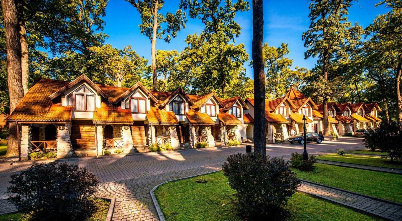 Drevny Grad Park-Hotel Lviv Buitenkant foto